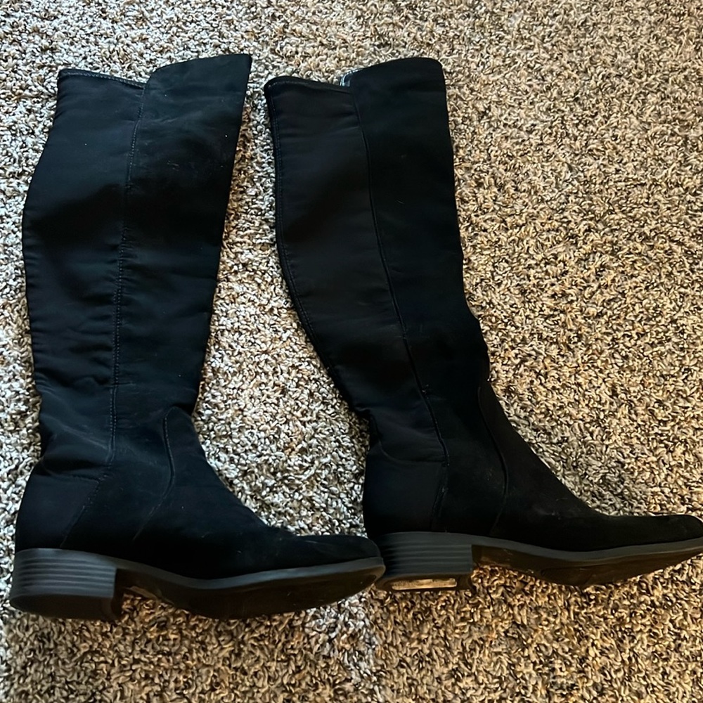 High knee Boots - Size 8